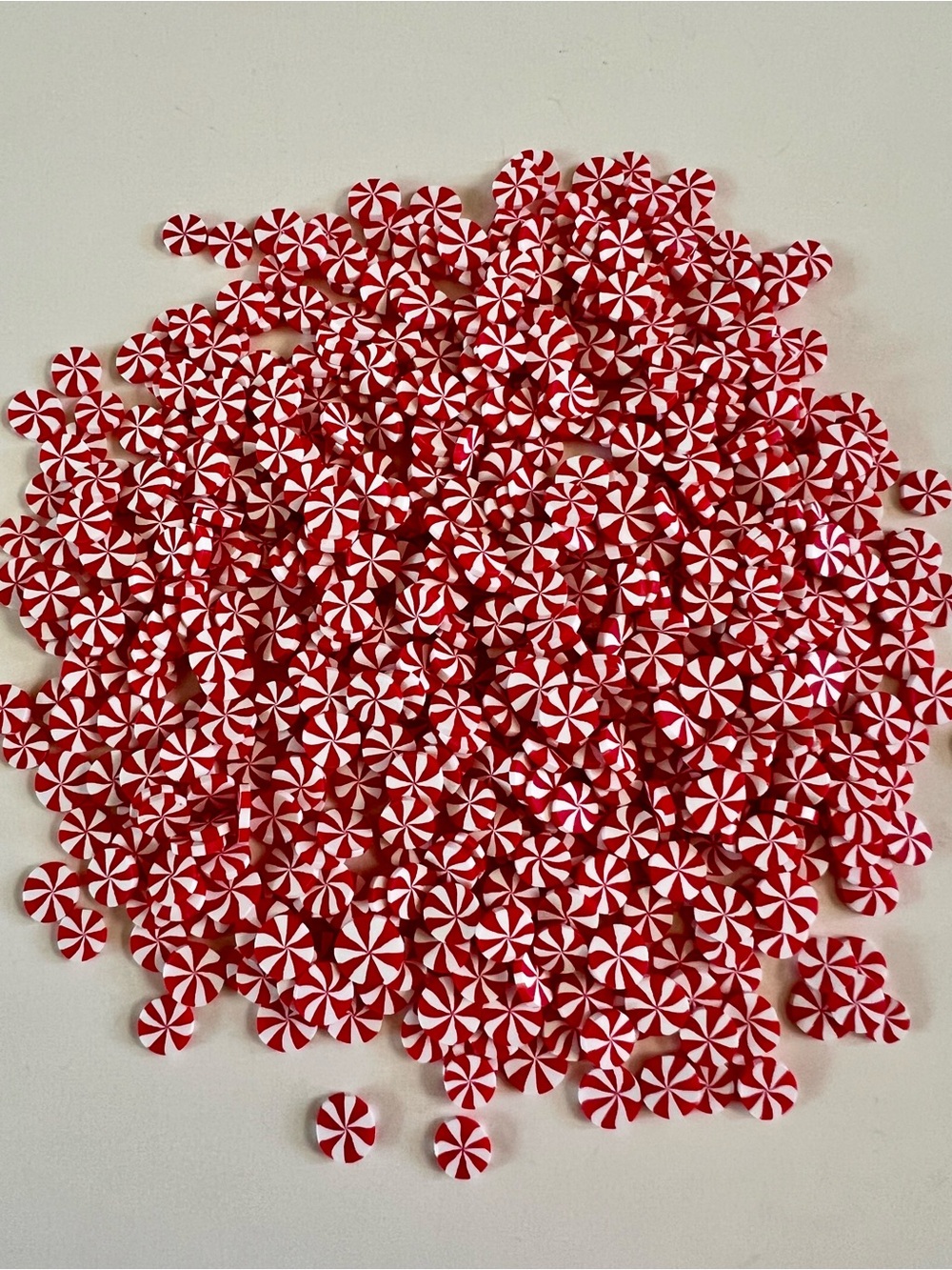 20 grams Christmas Candy Peppermint Red White Chocolate Fake Bake Sprinkles Fimo